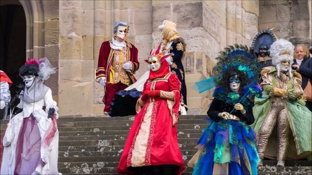 TOP 10 FESTIVALS AROUND THE WORLD смотреть онлайн
