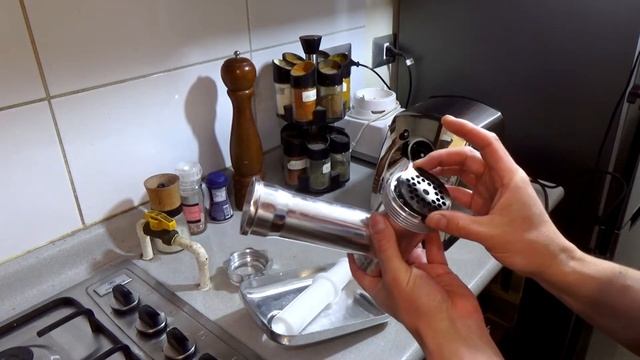Cómo usar una MOLEDORA de CARNE [RCA RH-950] [Review y TIPS de uso] | William Priets смотреть онлайн