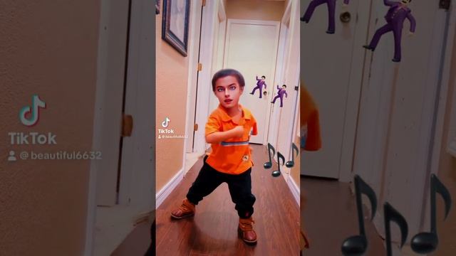 #adorablebaby #funny #babydancemoves #babydolls #baby #dancingbaby #dancer #cute смотреть онлайн