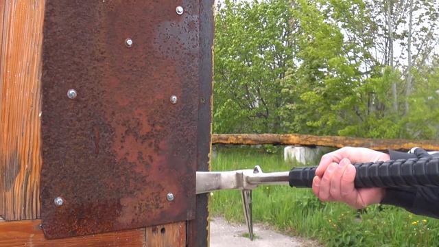 КАК ПОЖАРНЫЕ ВСКРЫВАЮТ ДВЕРИ смотреть онлайн