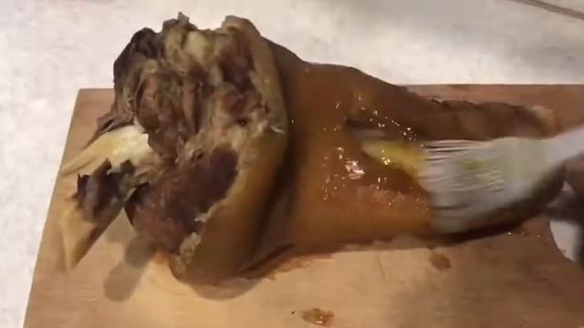 Изумительная Рулька в медово-горчичном соусе смотреть онлайн