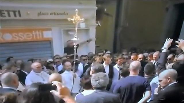 jules bianchi caffin /future pilot ferrari 2017 / hamilton and vettel crying in funeral смотреть онлайн