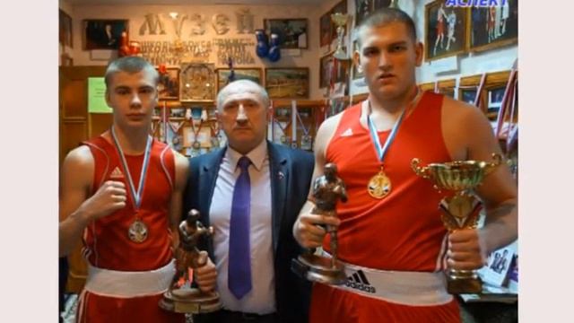 СПОРТСМЕНЫ ШКОЛЫ БОКСА ВОШЛИ В ЧИСЛО ПОБЕДИТЕЛЕЙ И ПРИЗЕРОВ ПЕРВЕНСТВА РОССИИ смотреть онлайн