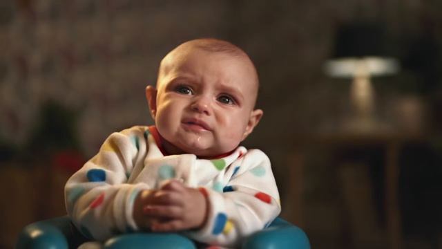 Pampers - Pooface commercial смотреть онлайн