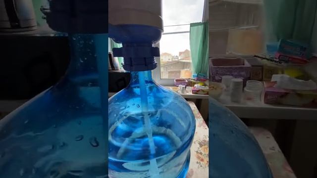Как открыть бутыль с Водой 19 литров и установить ПОМПУ!!!