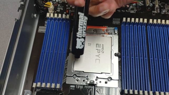 AMD EPYC 9534 Processor on SP5 Socket смотреть онлайн