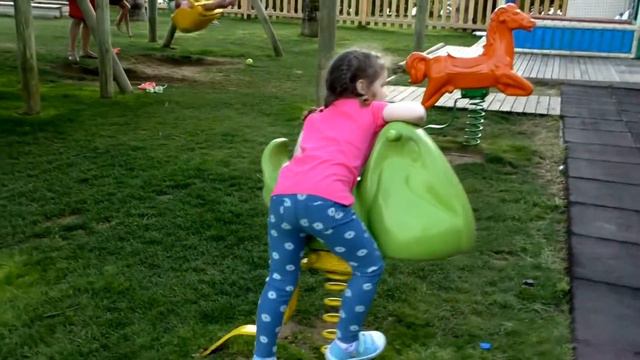 Парк детских развлечений! Kids Indoor Playground Fun Play Place смотреть онлайн