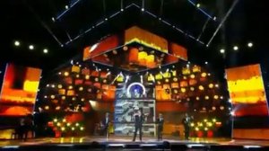 Ты помнишь мы раньше друг другу писали,  и в ящик почтовый конверты бросали...