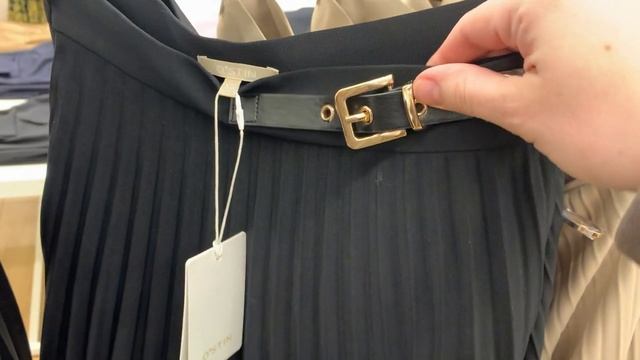 Яркая весна в OSTIN! Платья, костюмы, юбки!