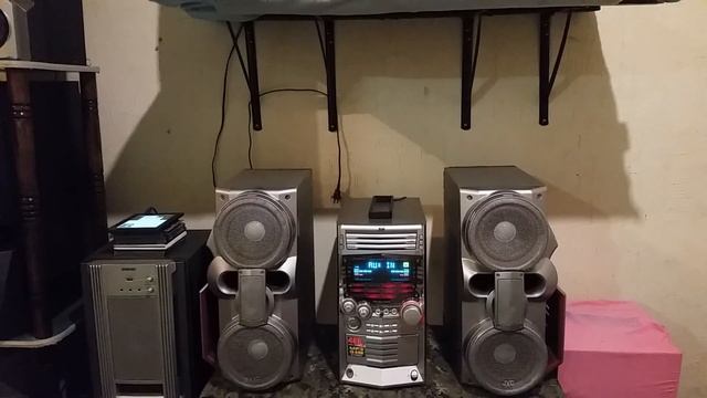 Jvc hx-z3 ( Flo Rida "Low" ) смотреть онлайн