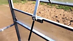 ТЕРМОПРИВОД ДЛЯ ТЕПЛИЦ \\ Устанавливаем автоматический проветриватель форточек в теплице