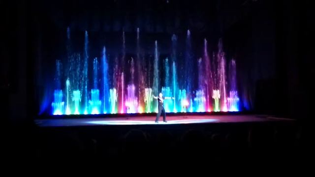 АКВАМАРИН. Цирк Танцующих Фонтанов - Танец с огнем смотреть онлайн