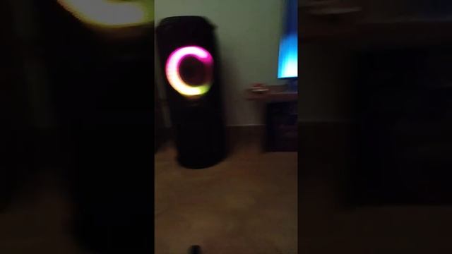JBL Partybox 710 "Bass 2" Fuego? смотреть онлайн
