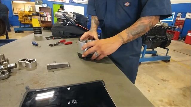 Hydraulic Gear Pump Assembly and Inspection смотреть онлайн