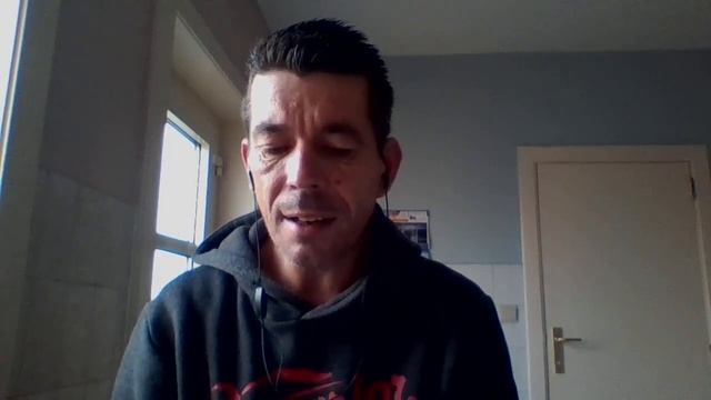 Parodie COVID "encore un bar" смотреть онлайн