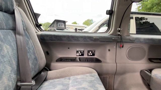 Mazda Bongo Friendee 1998 смотреть онлайн