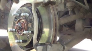 КИА СЕЛТОС. ЗАМЕНА ПЕРЕДНИХ ТОРМОЗНЫХ КОЛОДОК.