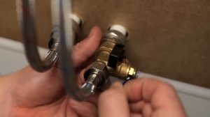 Установка фильтра Аквафор Кристалл H