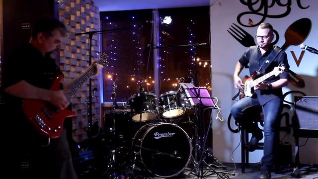 6/6 Сергей Радзецкий, мастер-класс по бас-гитаре ( Арт-кафе " Open Kitchen" г. Полтава 09,12,2018 ) смотреть онлайн