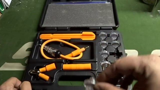 Tool Aid Spark Tester, Noid Light, & IAC Kit смотреть онлайн
