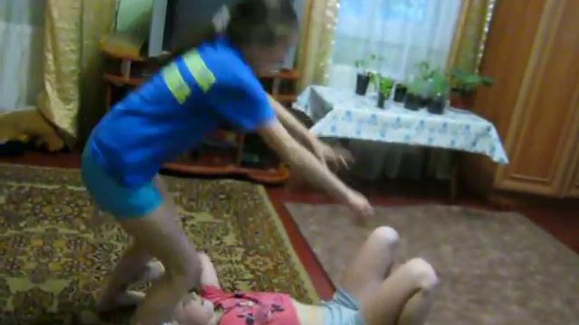 Мы придумали трюки!!!!!!!!!!!!!!!!!!!!! смотреть онлайн