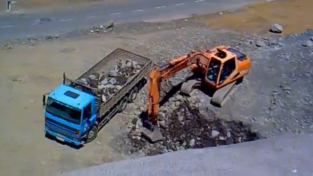 DAF 400+ Daewoo 130 смотреть онлайн