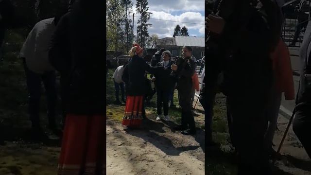 С ДНЁМ ПОБЕДЫ! СМУГЛЯНКА под баян! смотреть онлайн