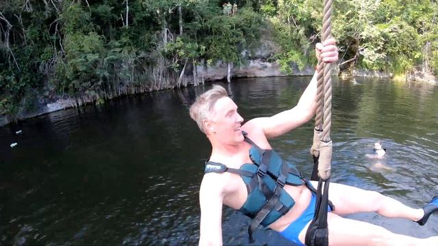 Парк сенотов .Мексика #xenotes #Mexico смотреть онлайн