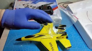 Радиоуправляемый пенопластовый самолет