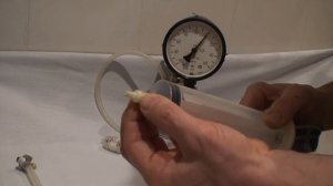 Ручной вакуумный насос