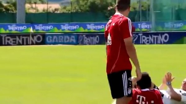 Веселая шутка от Франка Рибери. Funny Ribery