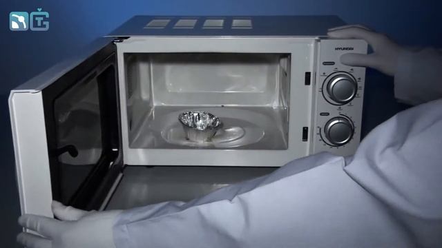 ФОЛЬГА В МИКРОВОЛНОВКЕ физические опыты 1080p смотреть онлайн