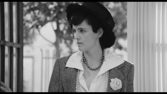 Coco Chanel (Keira Knightley) In 