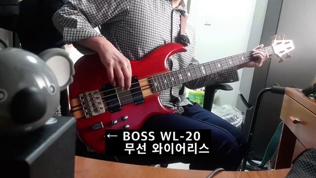 The White Stripes Seven Nation Army Bass Cover смотреть онлайн