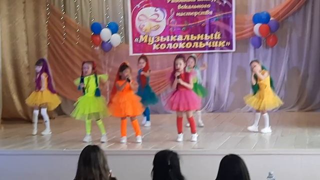 Музыкальный колокольчик. Песня Сердечки.