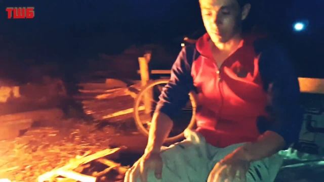 Колорадский жук / Жизнь в деревни / Володя Фермер жарит шашлык смотреть онлайн