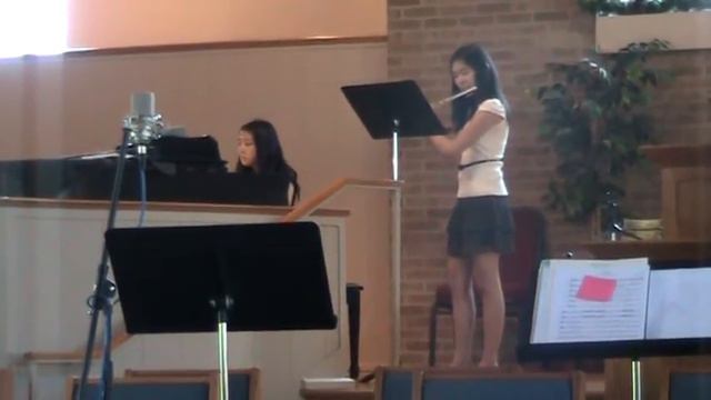 Angela Tseng 2012 Mozart Flute k.184 Rondo in D Allegre смотреть онлайн
