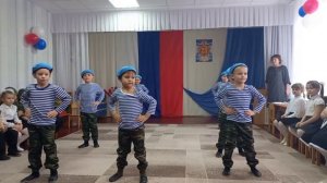 Денис Майданов - «ВДВ». Детский сад «Искорка»