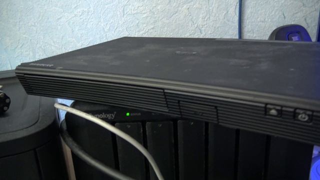 Samsung BD-J5500 3D Blu-ray Player an und aus смотреть онлайн