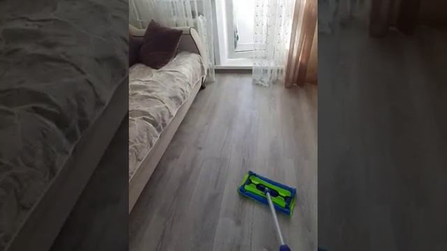 УНИВЕРСАЛЬНАЯ ШВАБРА С ДВУМЯ НАСАДКАМИ AQUAMATIC MOP смотреть онлайн