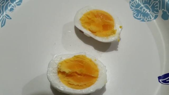 Hard boiled eggs in the Delonghi смотреть онлайн