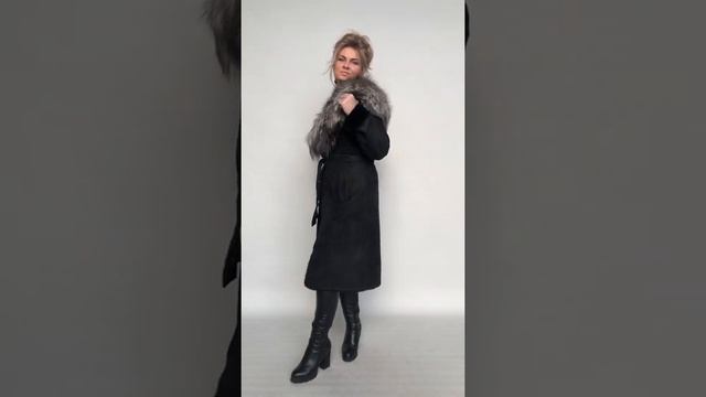 Дубленка женская ворот Чернобурка 15500 ₽ как новая р.48 /10641/