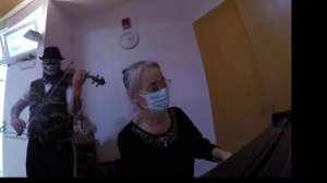 Beautiful classical music ~ Ave Maria ~ Bach-Gounod #Beatsofthestreetviolinmadness