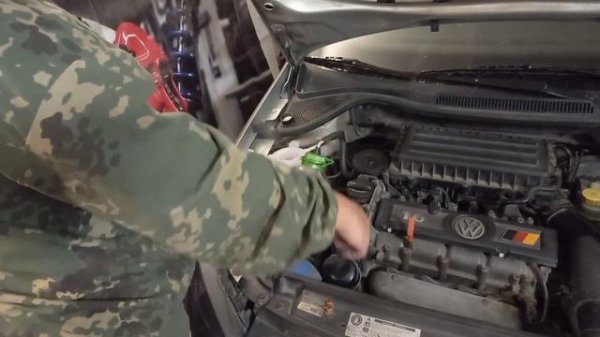 Как поменять антифриз, пример VW Polo Sedan