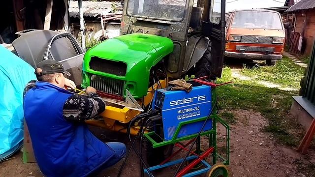 Трактор на японском моторе,установил капот. смотреть онлайн