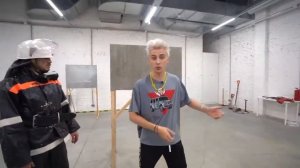 100 слоев скотча челендж Против настаящого пожарного!