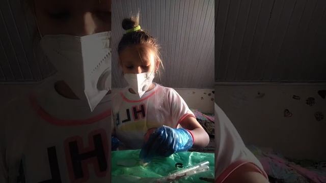работа с эпоксидной смолой извените что так долго, видео снимала довно забыла выложить смотреть онлайн