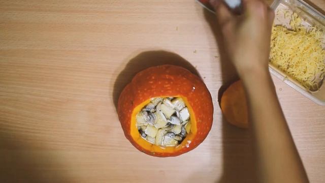 ?Осенние рецепты из тыквы! Завтрак обед и ужин?Тыквенные вафли/рагу/салат смотреть онлайн