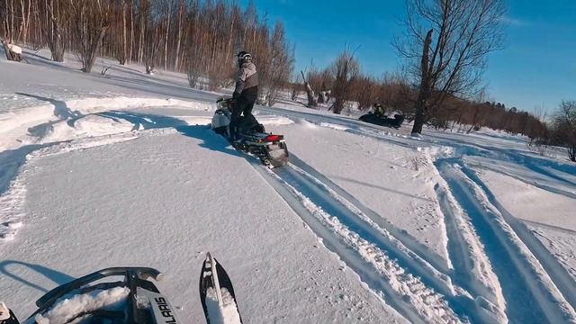 Выгуливаем снегоходы! Сургут 02.2022 смотреть онлайн