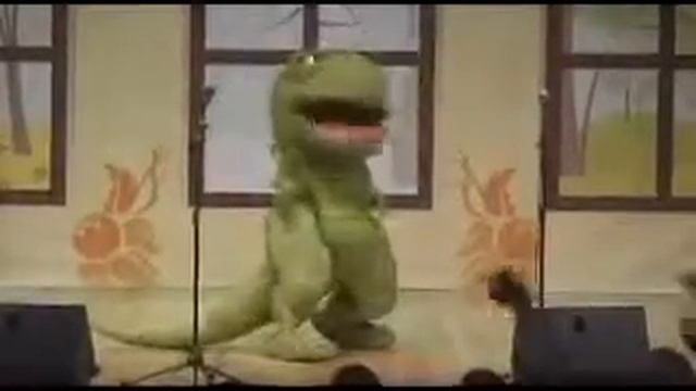 Необычный танец смотреть онлайн